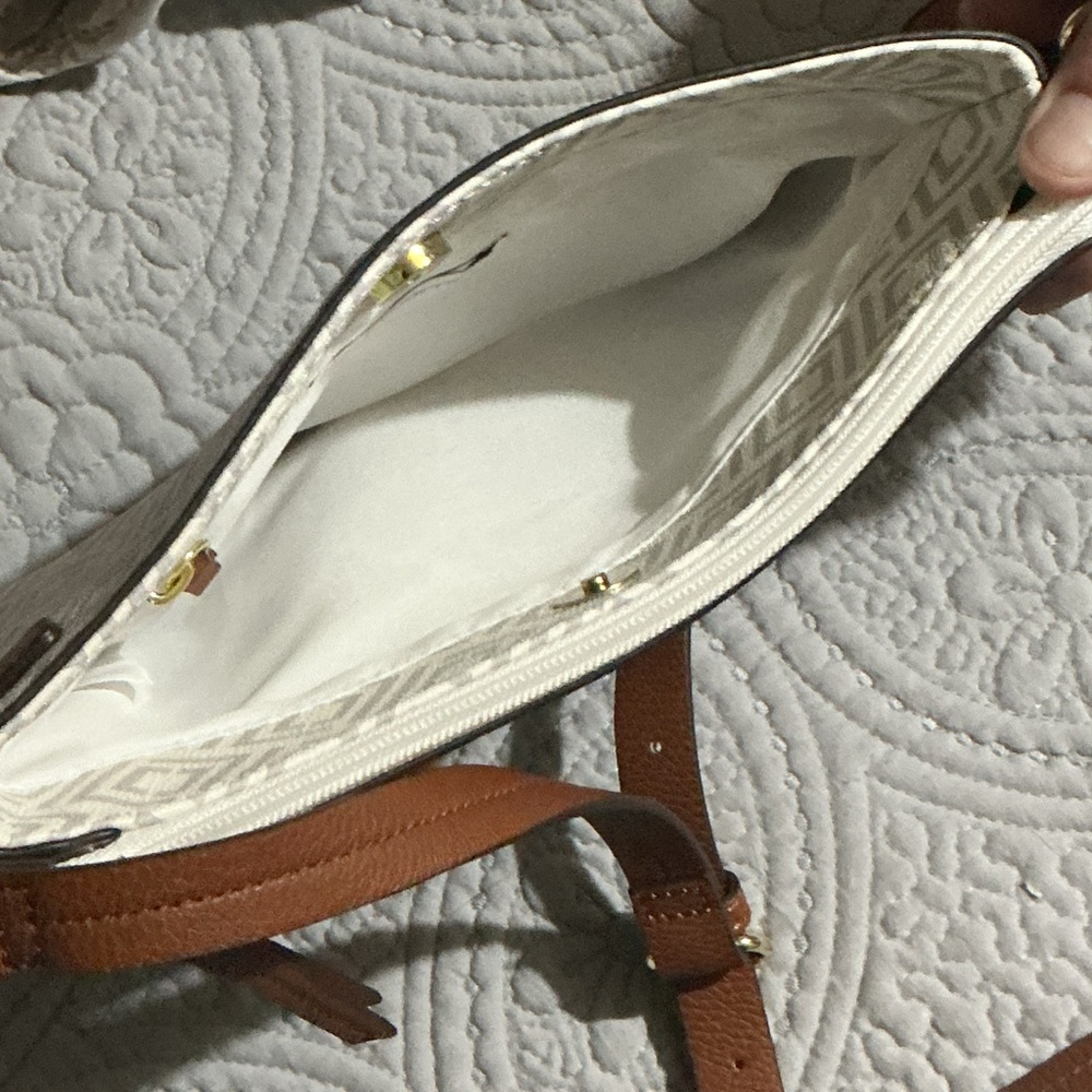 Liz Claiborne Cream Geometric Crossbody with Brown Trim - Picture 3 of 9